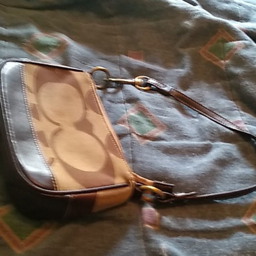 Coach purse - Picture 3 of 5